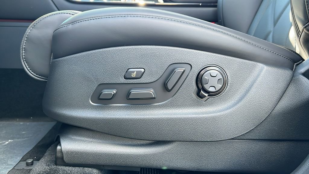 New 2026 Genesis GV80 3.5T Prestige image 22