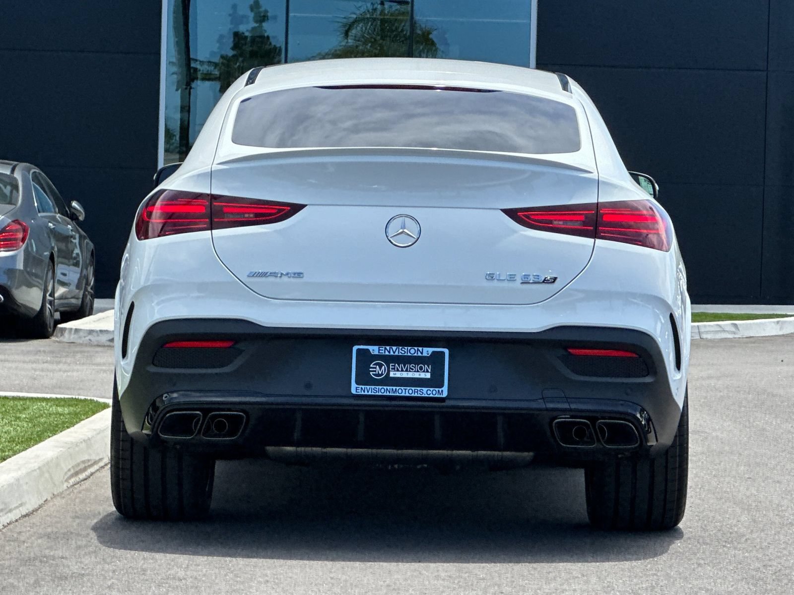 New 2026 Mercedes-Benz GLE 63 AMG S image 4