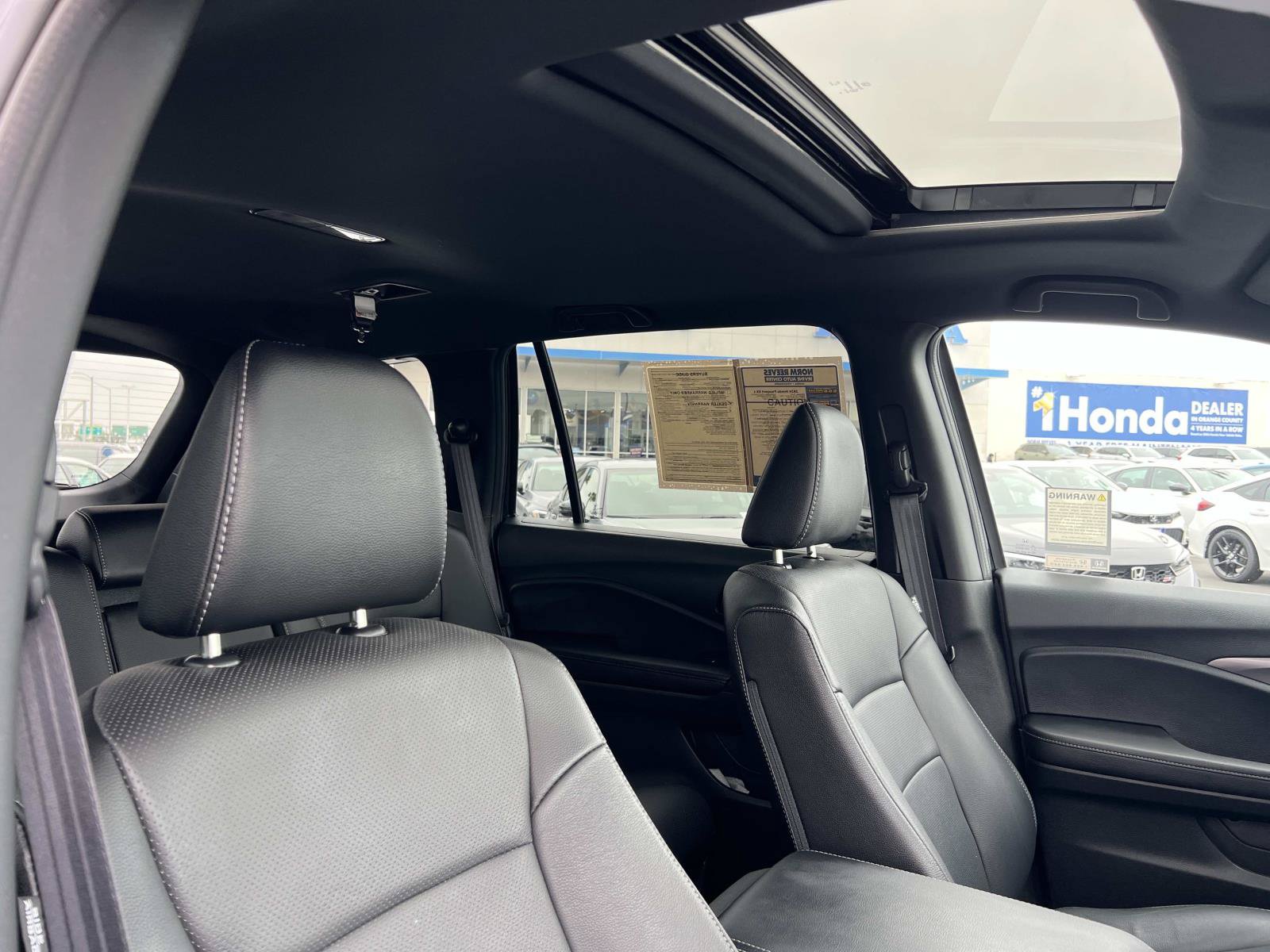 Used 2024 Honda Passport EX-L image 31