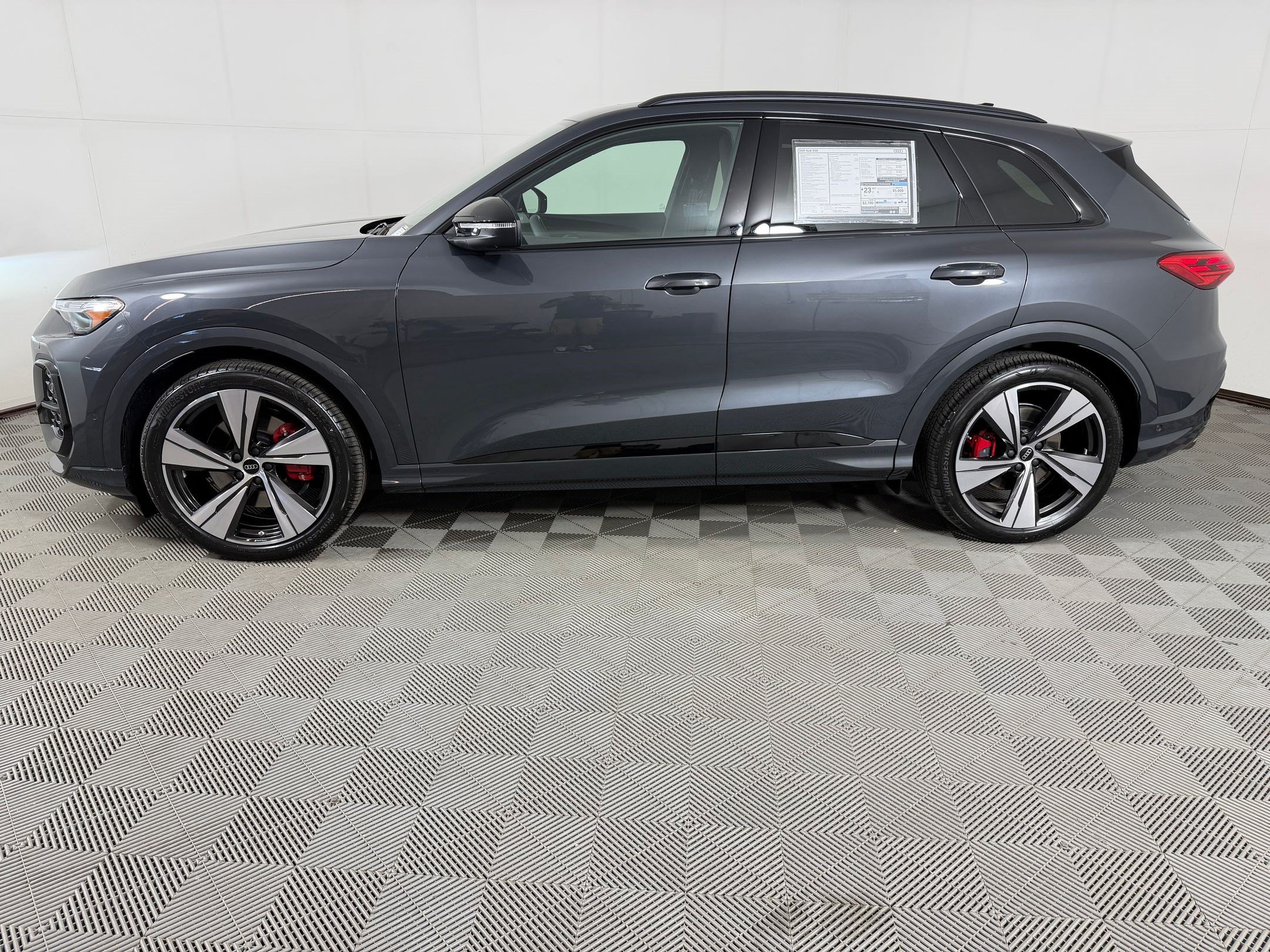 New 2026 Audi SQ5 Premium Plus AWD/4WD image 19