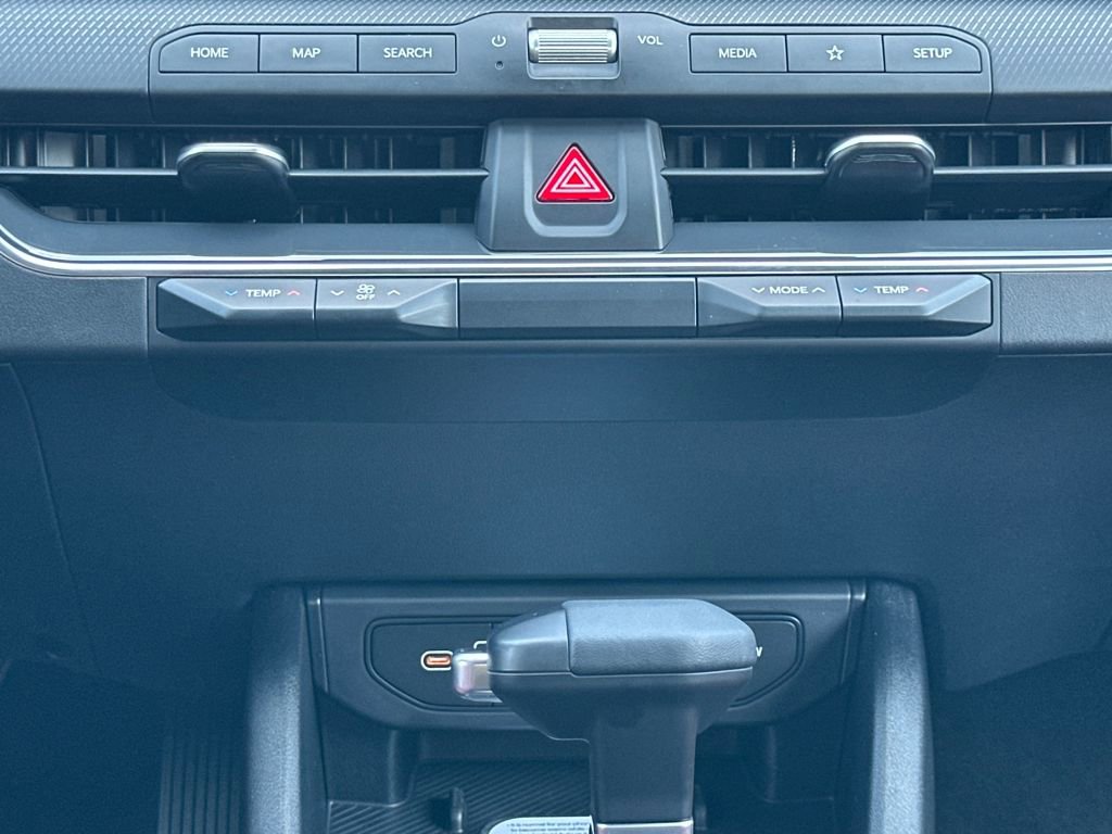 New 2025 Kia K4 GT-Line image 25