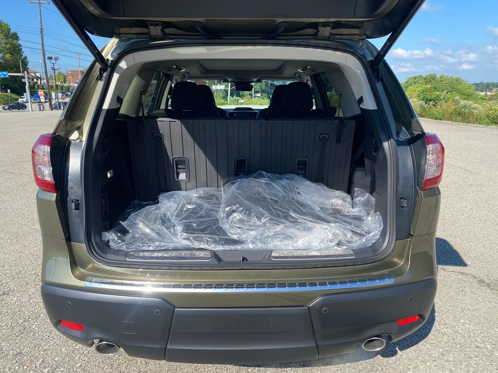 New 2026 Subaru Ascent Limited AWD/4WD image 17