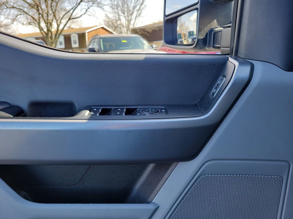 Certified 2025 Ford F250 XLT image 20