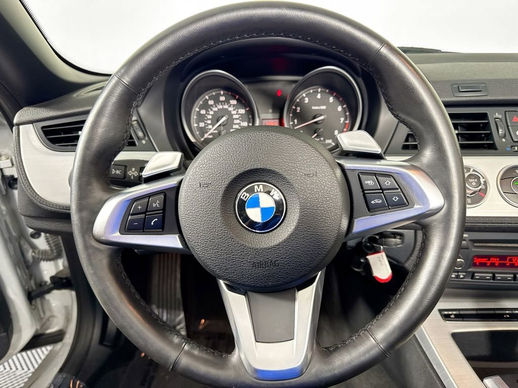 Used 2009 BMW Z4 sDrive35i image 11