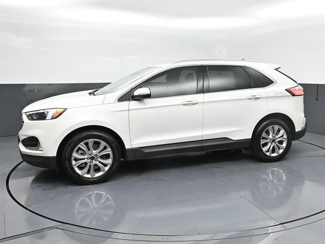 Certified 2024 Ford Edge Titanium AWD/4WD image 25