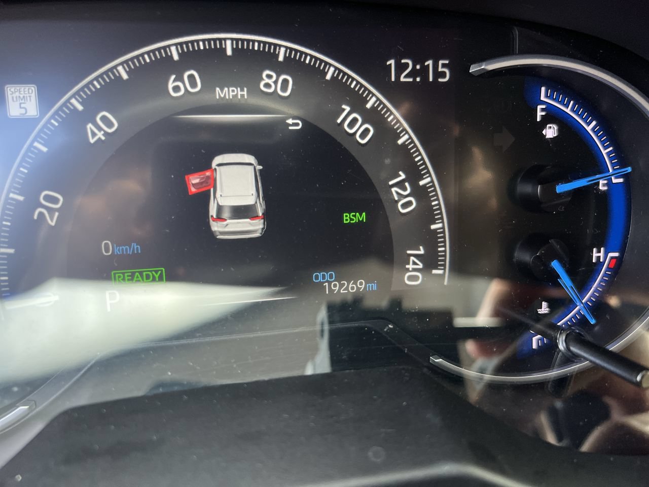 Used 2024 Toyota RAV4 XLE AWD/4WD image 22