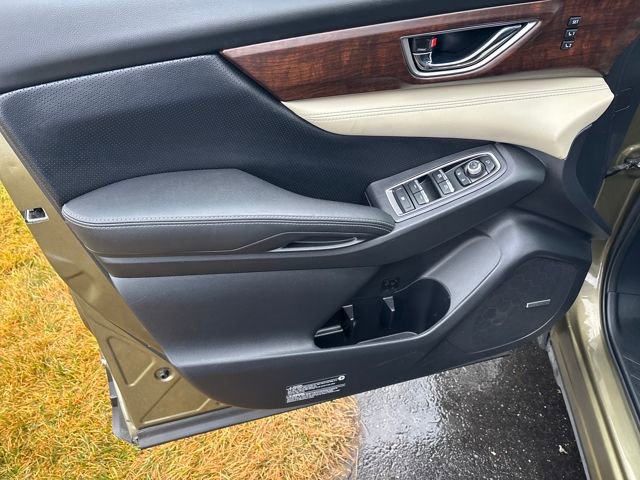 Used 2022 Subaru Ascent Touring image 10