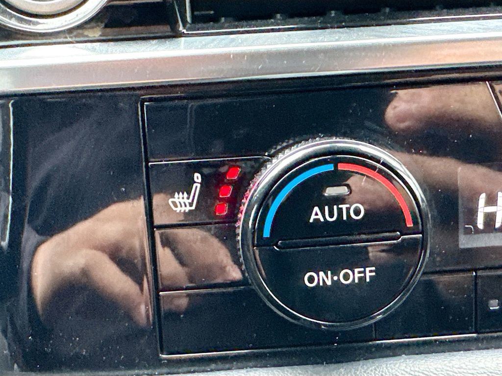 Used 2022 Nissan Pathfinder SL image 17