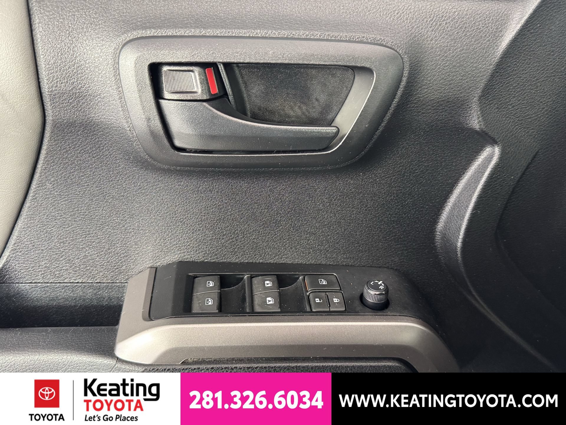 Used 2023 Toyota Tacoma SR5 RWD image 12