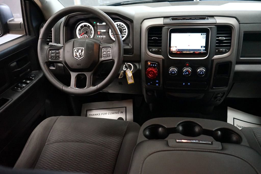 Used 2019 RAM 1500 Express w/ Express Value Package AWD/4WD image 11