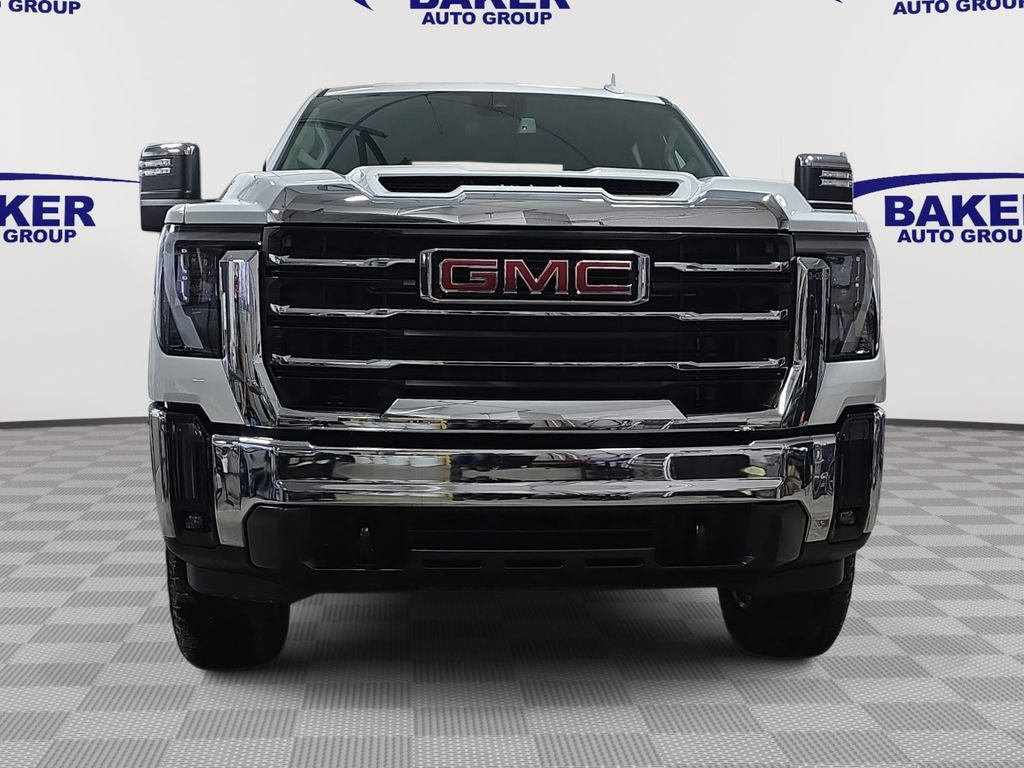Used 2026 GMC Sierra 2500 SLT AWD/4WD image 2