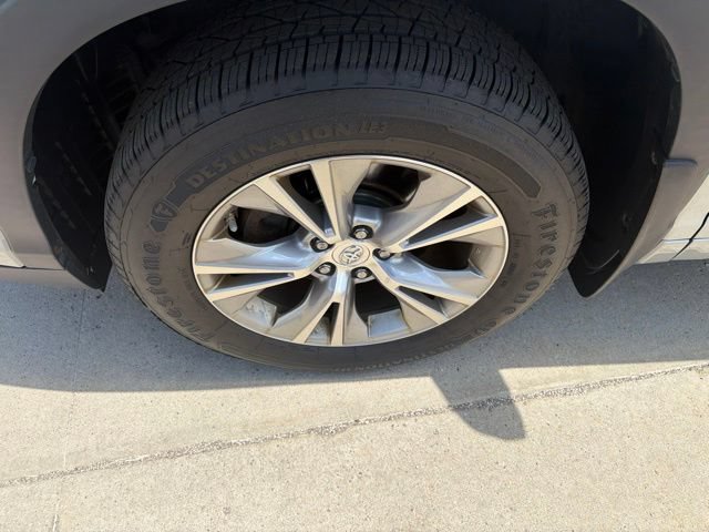 Used 2015 Toyota Highlander XLE AWD/4WD image 11