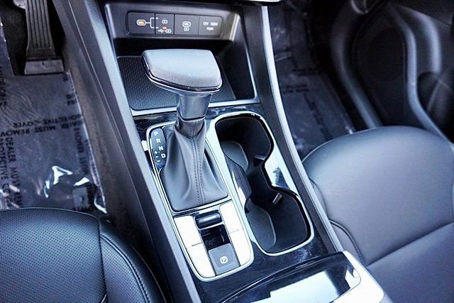 Certified 2025 Hyundai Santa Cruz SEL FWD image 31