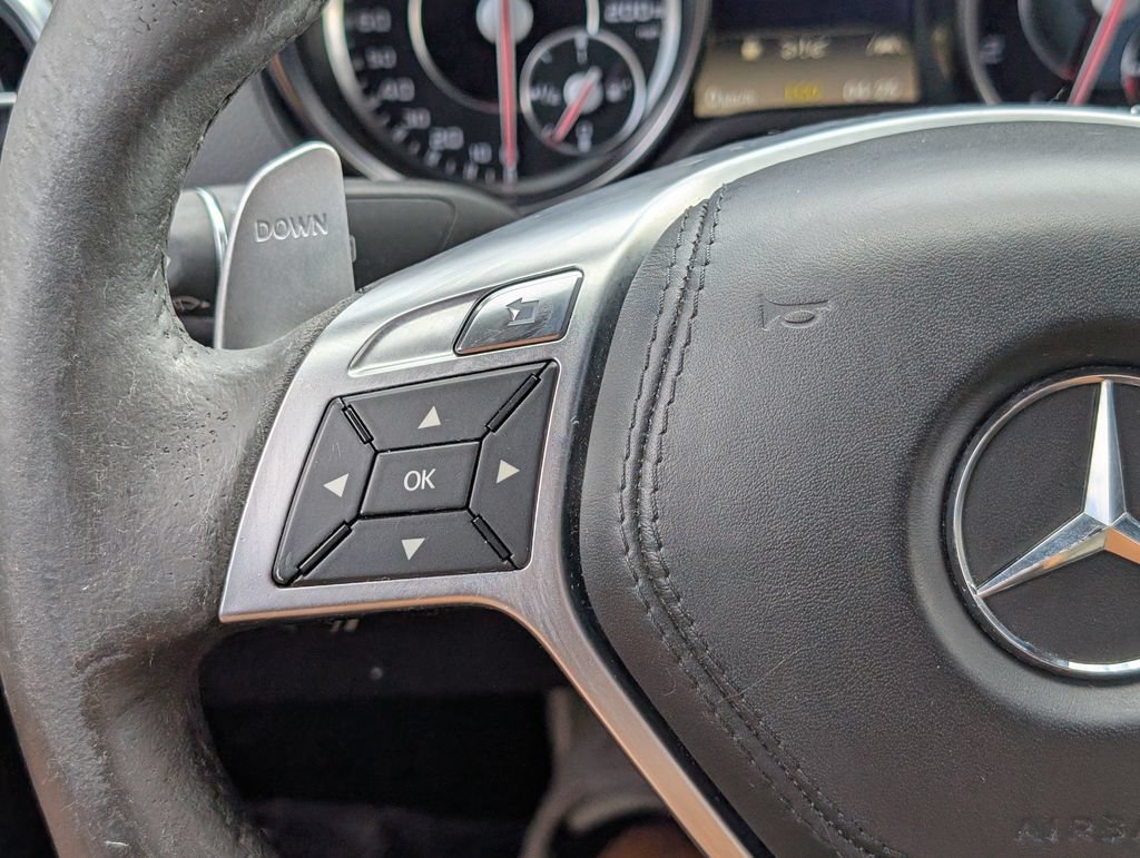Used 2013 Mercedes-Benz SL 63 AMG image 27