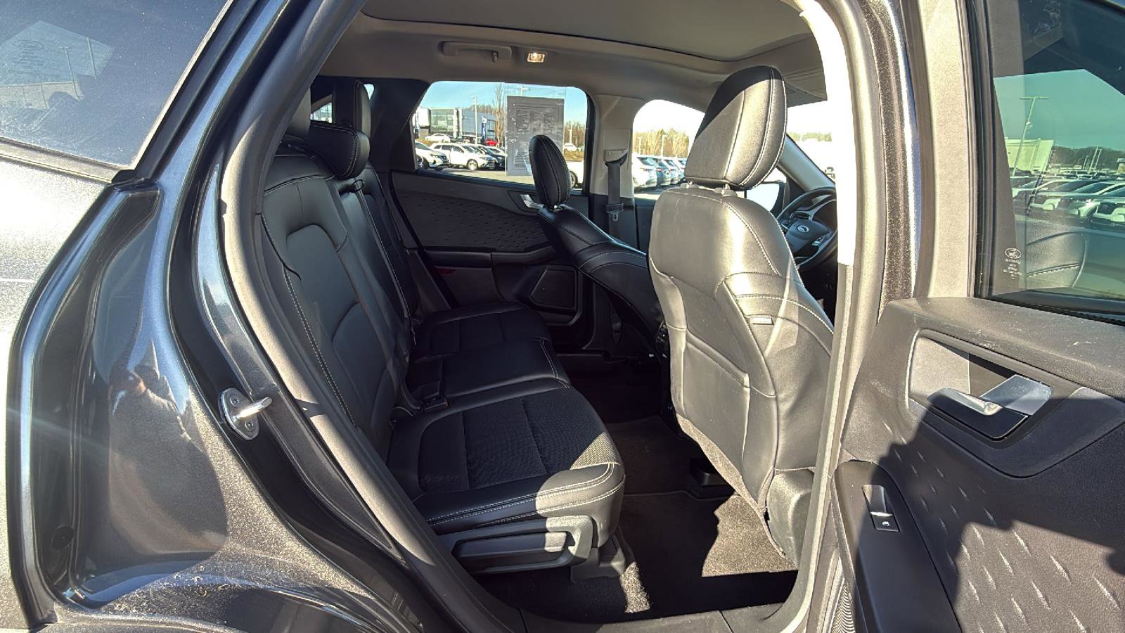 Used 2020 Ford Escape SEL image 20