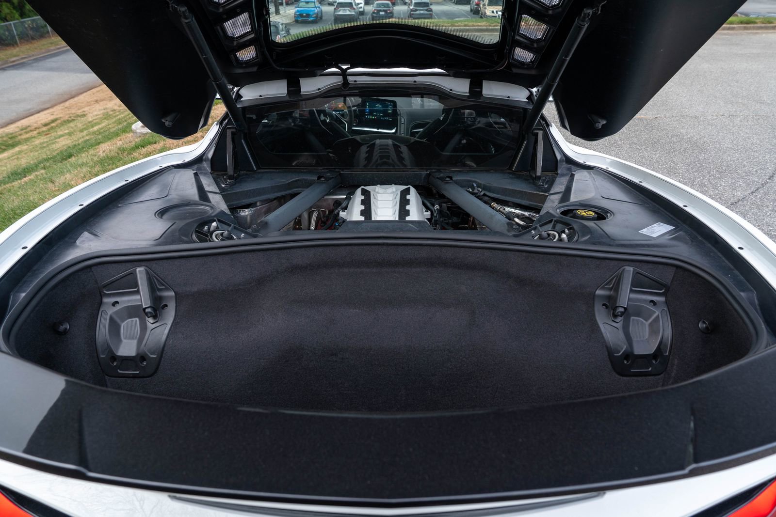 Used 2023 Chevrolet Corvette Stingray w/ Z51 Performance Package image 13