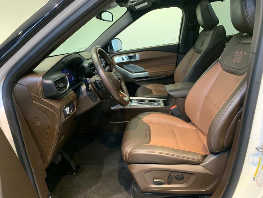 Used 2021 Ford Explorer King Ranch w/ Premium Technology Package image 10