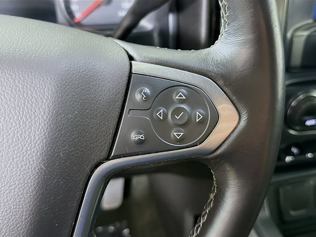 Used 2018 Chevrolet Silverado 1500 LT w/ All Star Edition AWD/4WD image 21