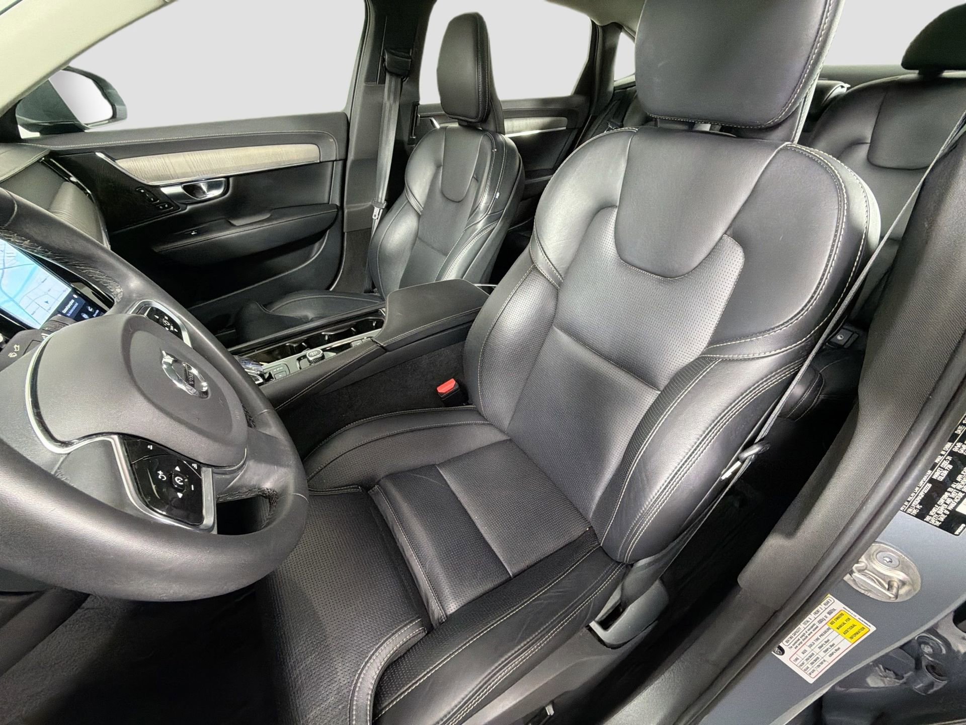 Used 2023 Volvo S90 B6 Ultimate w/ Protection Package Premier image 22