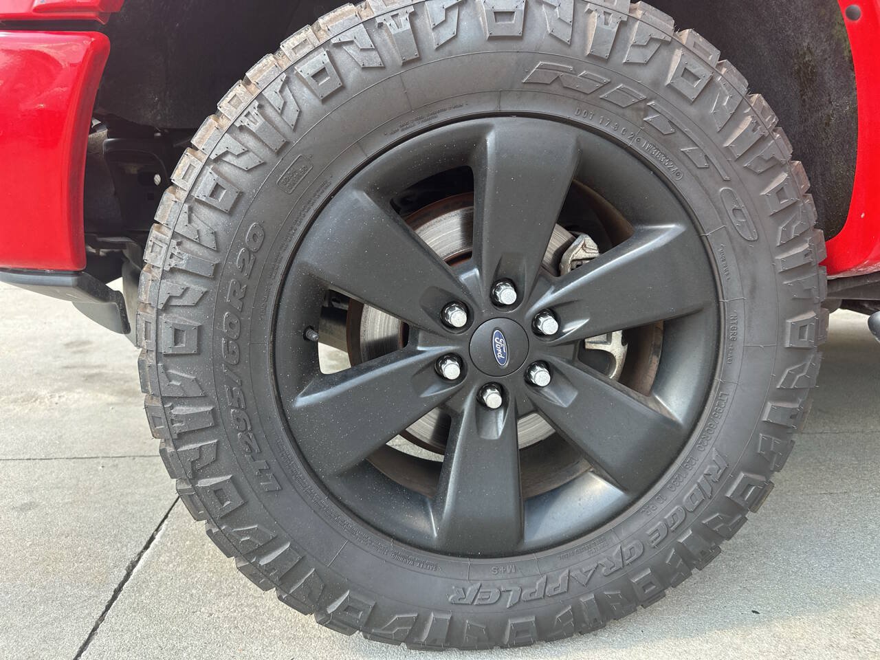 Used 2014 Ford F150 FX4 w/ FX Appearance Package AWD/4WD image 21