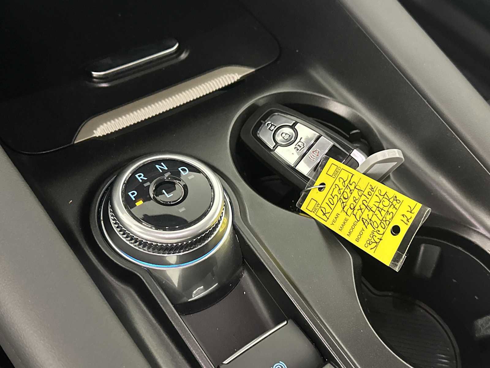 Used 2025 Ford Explorer Active image 29