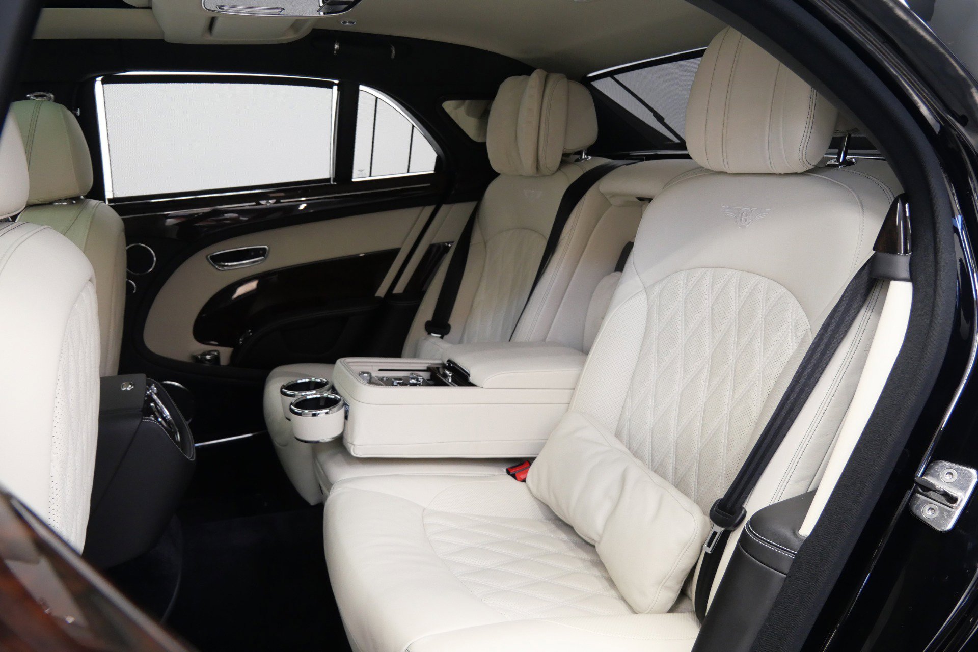 Used 2020 Bentley Mulsanne Speed RWD image 16
