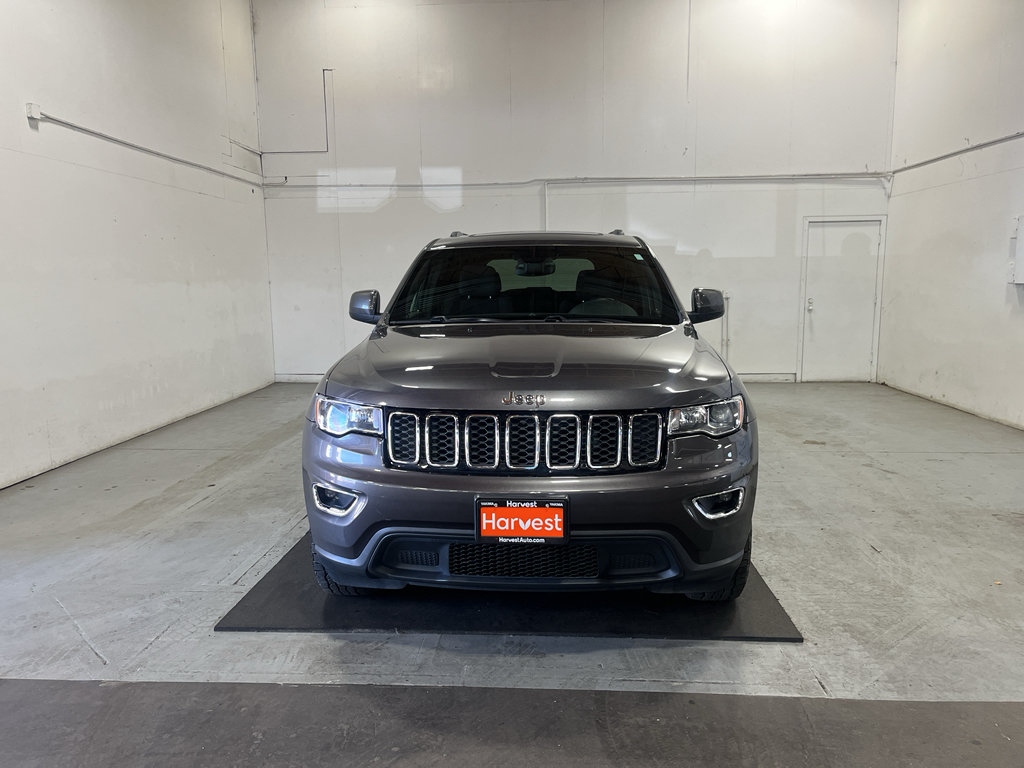 Used 2017 Jeep Grand Cherokee Laredo w/ Quick Order Package 23E AWD/4WD image 3