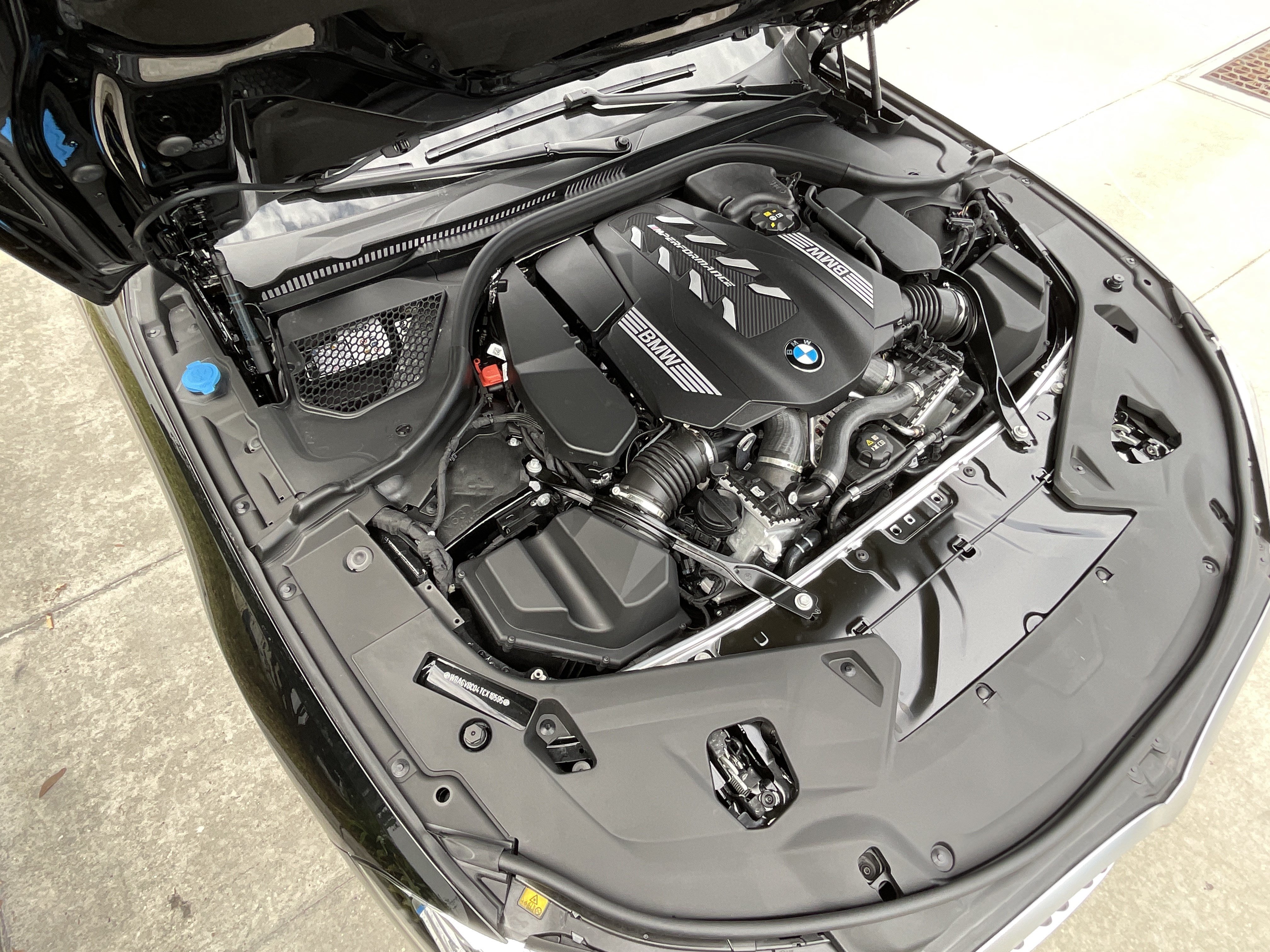 New 2026 BMW M850i xDrive w/ M Carbon Exterior Package AWD/4WD image 34