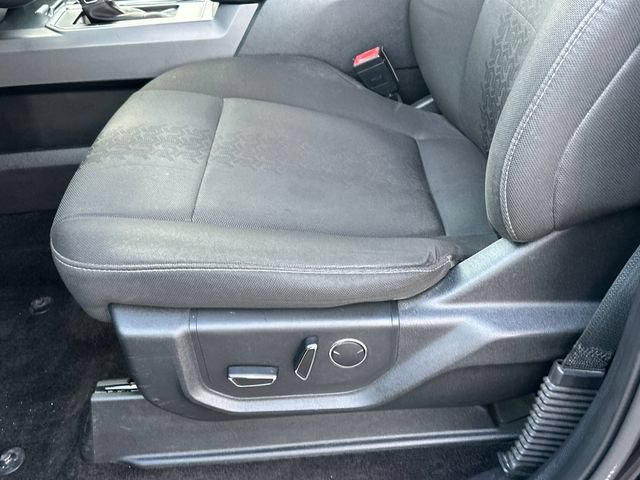 Used 2018 Ford F150 XLT w/ Equipment Group 302A Luxury AWD/4WD image 12