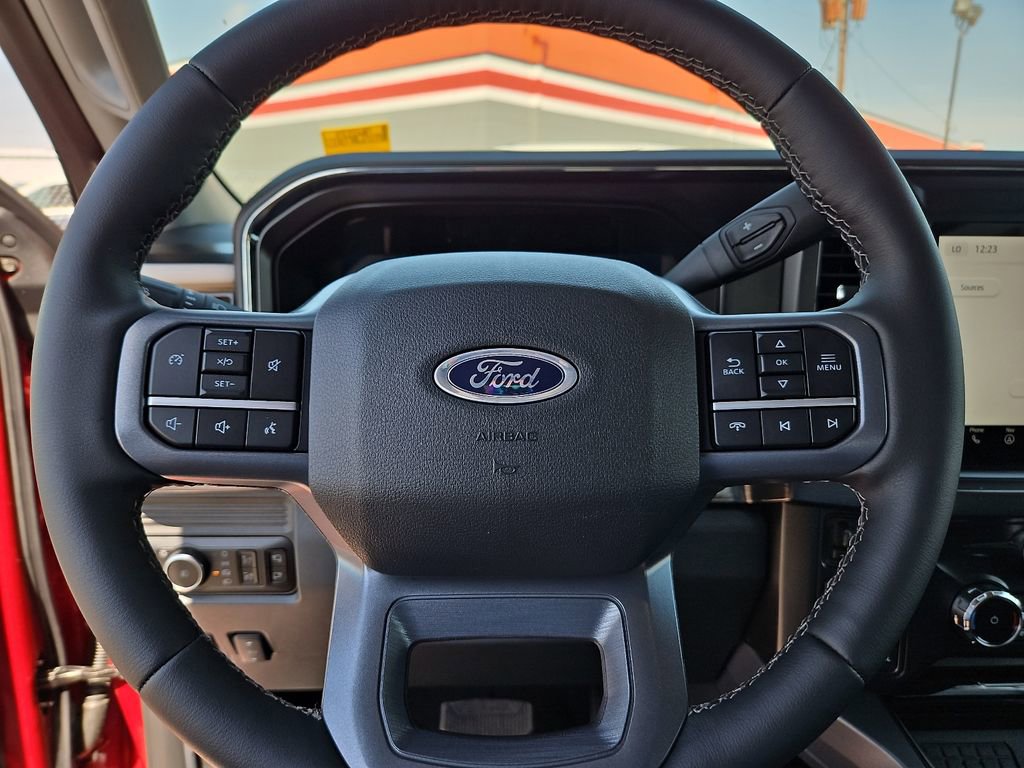 New 2026 Ford F350 Lariat w/ Black Appearance Package image 27