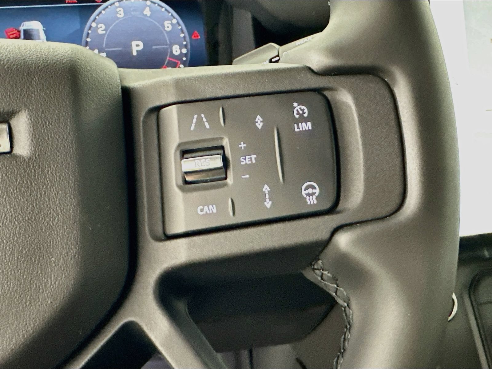 New 2026 Land Rover Defender 110 Trophy Edition AWD/4WD image 20