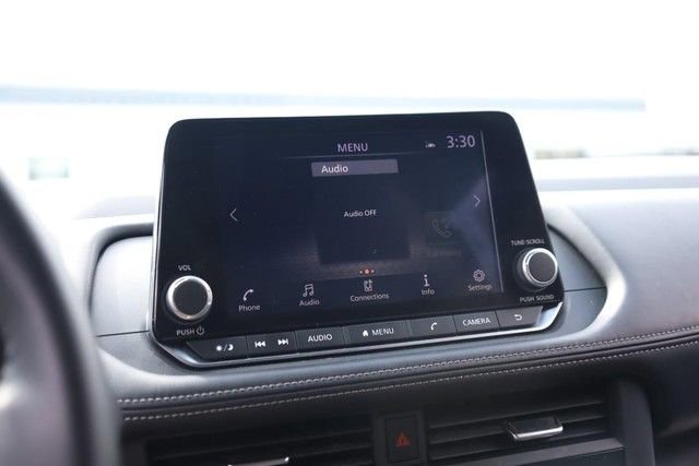 Certified 2025 Nissan Rogue SV AWD/4WD image 11