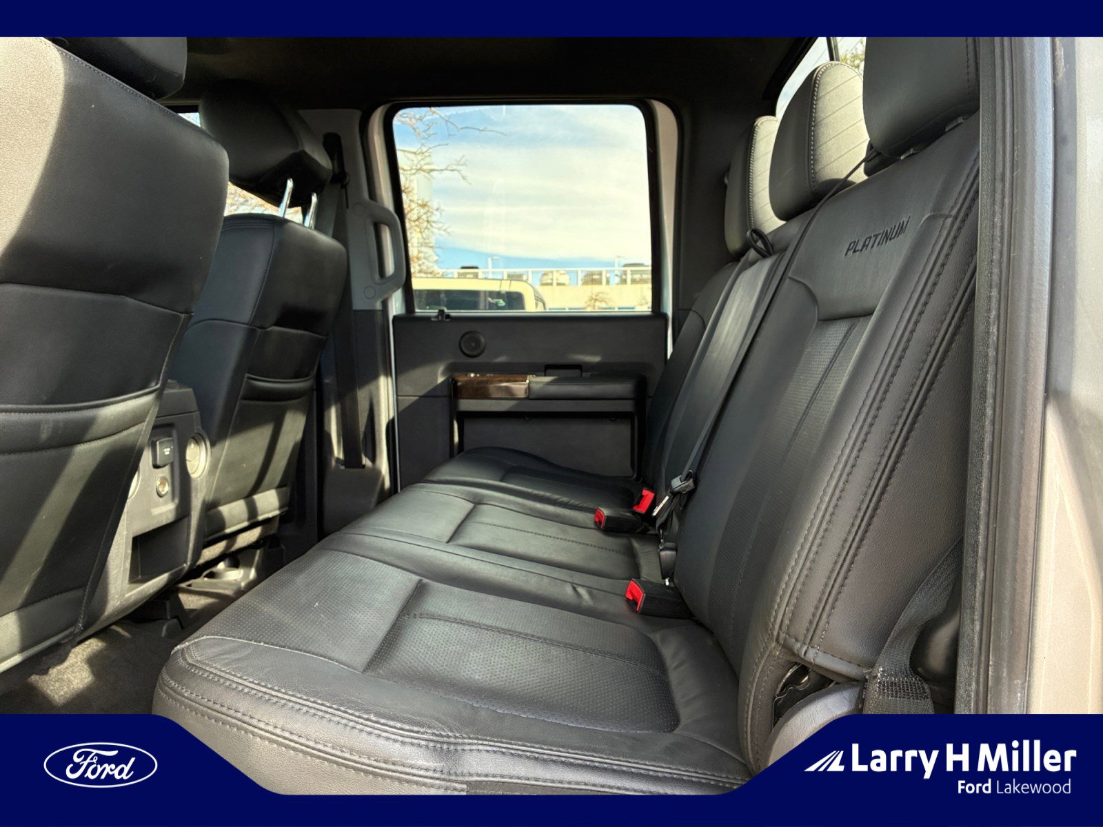 Used 2016 Ford F250 Platinum w/ FX4 Off-Road Package image 17