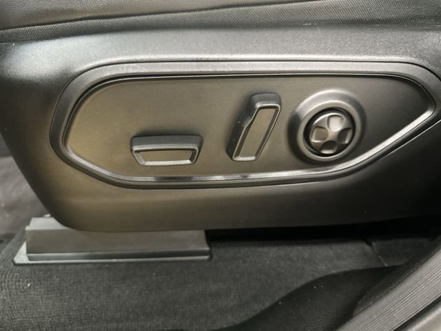 Used 2024 Jeep Grand Cherokee Limited w/ Trailer Tow Package image 15