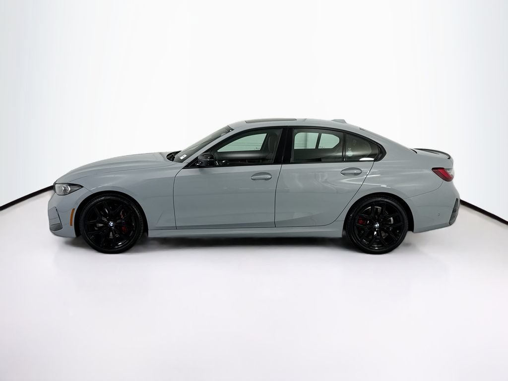 Used 2026 BMW 330i Sedan w/ M Sport Package RWD image 8