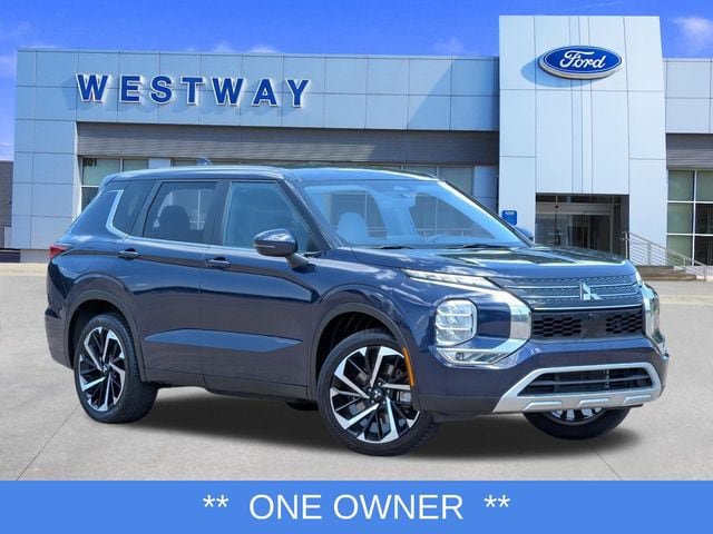 Used 2024 Mitsubishi Outlander SE