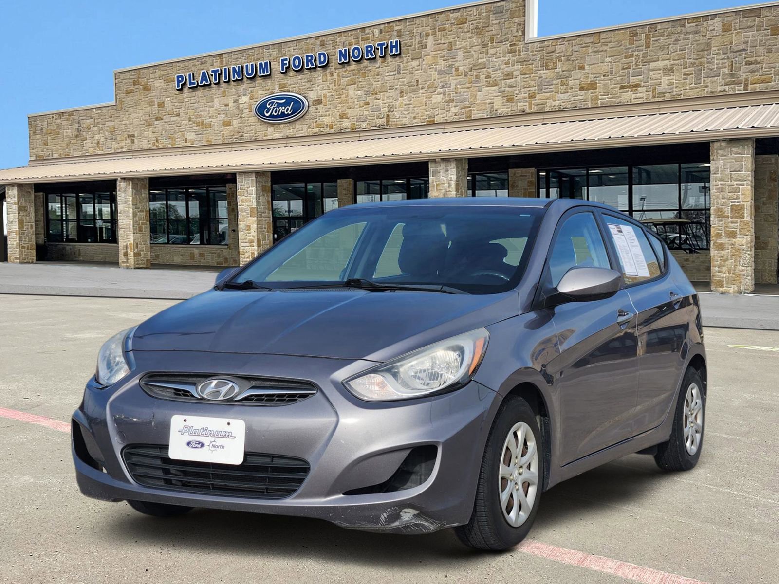 Used 2014 Hyundai Accent GS image 2