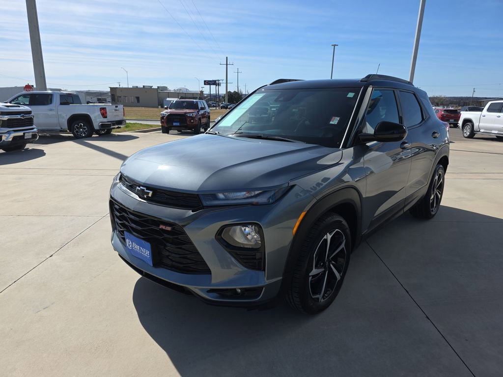 Used 2021 Chevrolet TrailBlazer RS w/ Technology Package image 3
