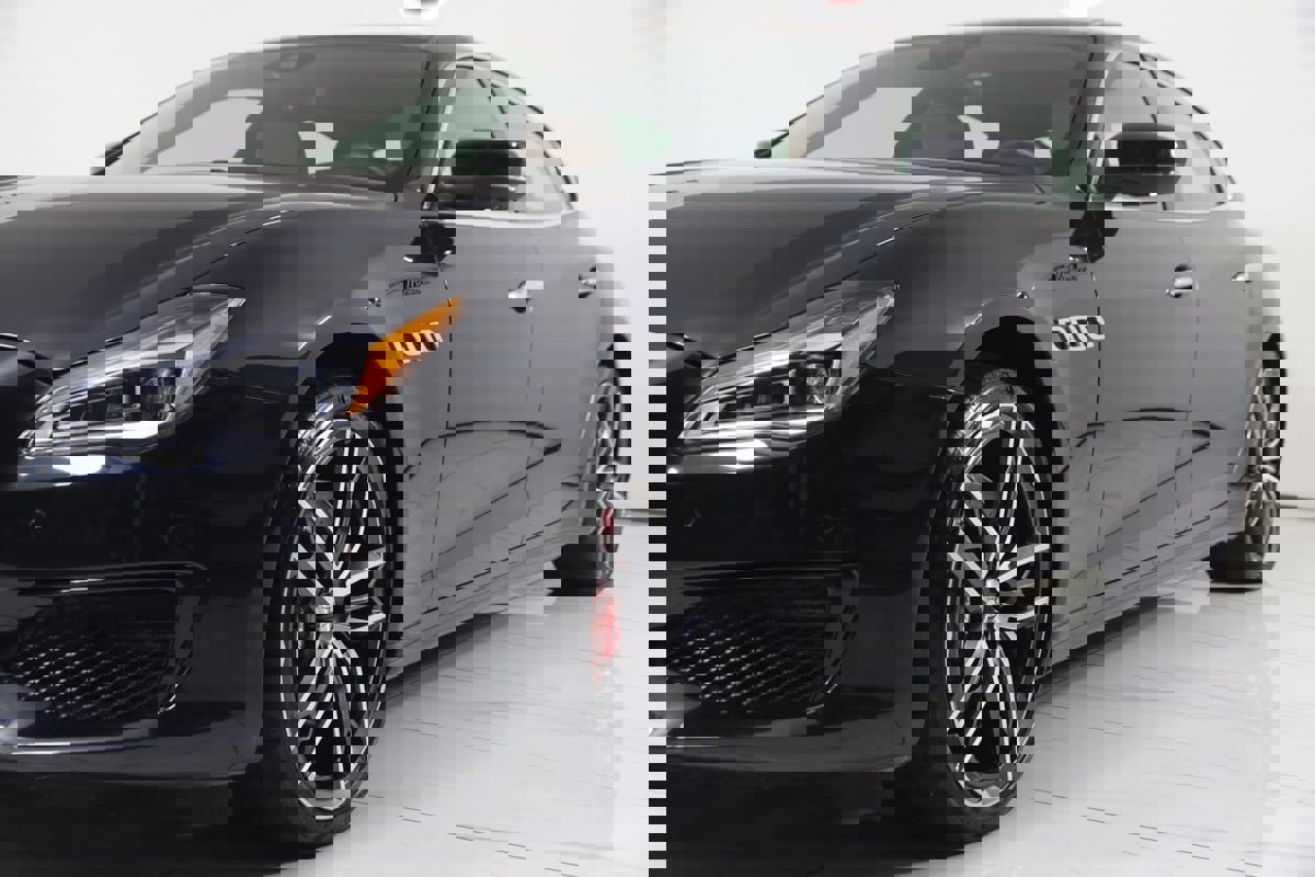 Used 2023 Maserati Quattroporte Modena Q4 image 90