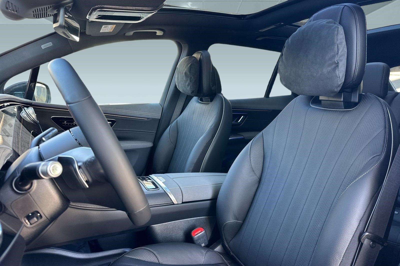 New 2026 Mercedes-Benz EQS 400 4MATIC SUV image 21