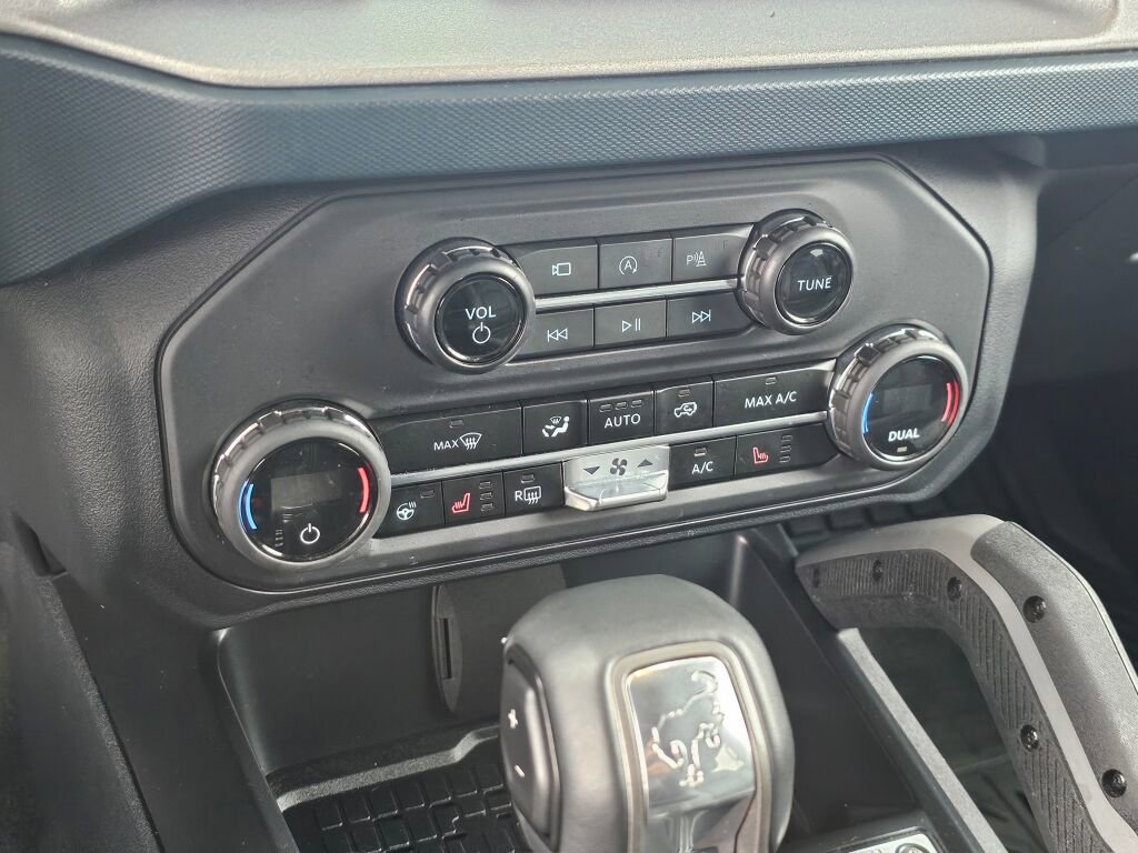 Certified 2024 Ford Bronco Outer Banks image 27