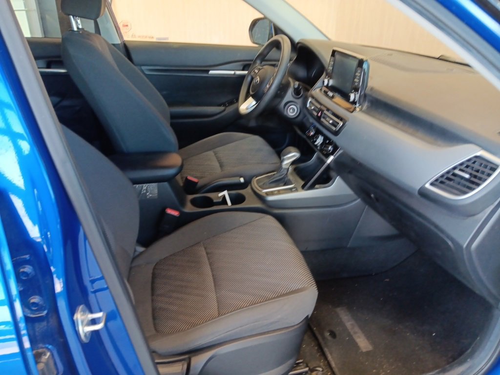 Used 2021 Kia Seltos LX image 24