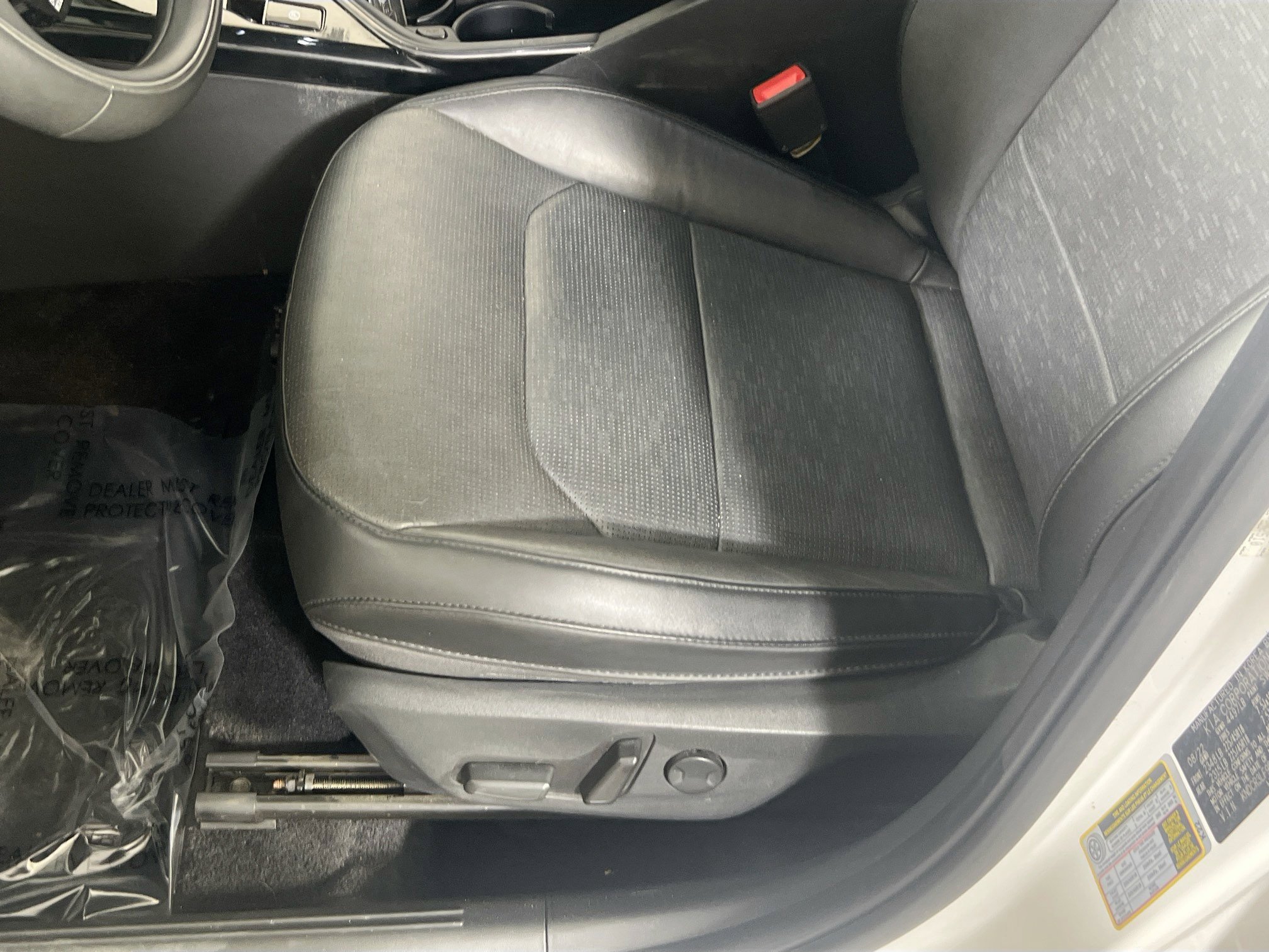 Used 2023 Kia Niro SX Touring FWD image 19