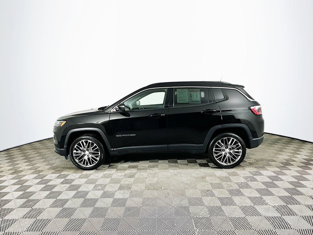 Certified 2023 Jeep Compass Limited w/ Elite Group image 7