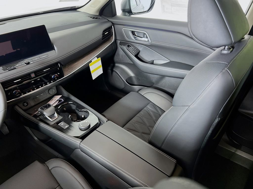 New 2026 Nissan Rogue Platinum w/ Platinum Premium Package image 21