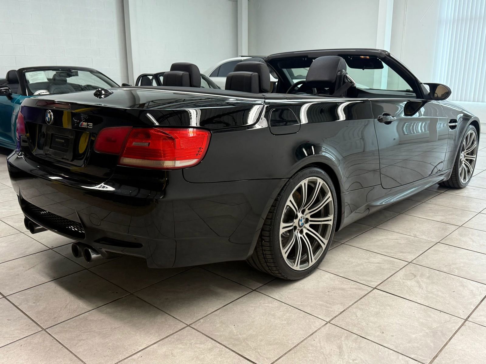 Used 2008 BMW M3 Convertible w/ Technology Pkg image 9