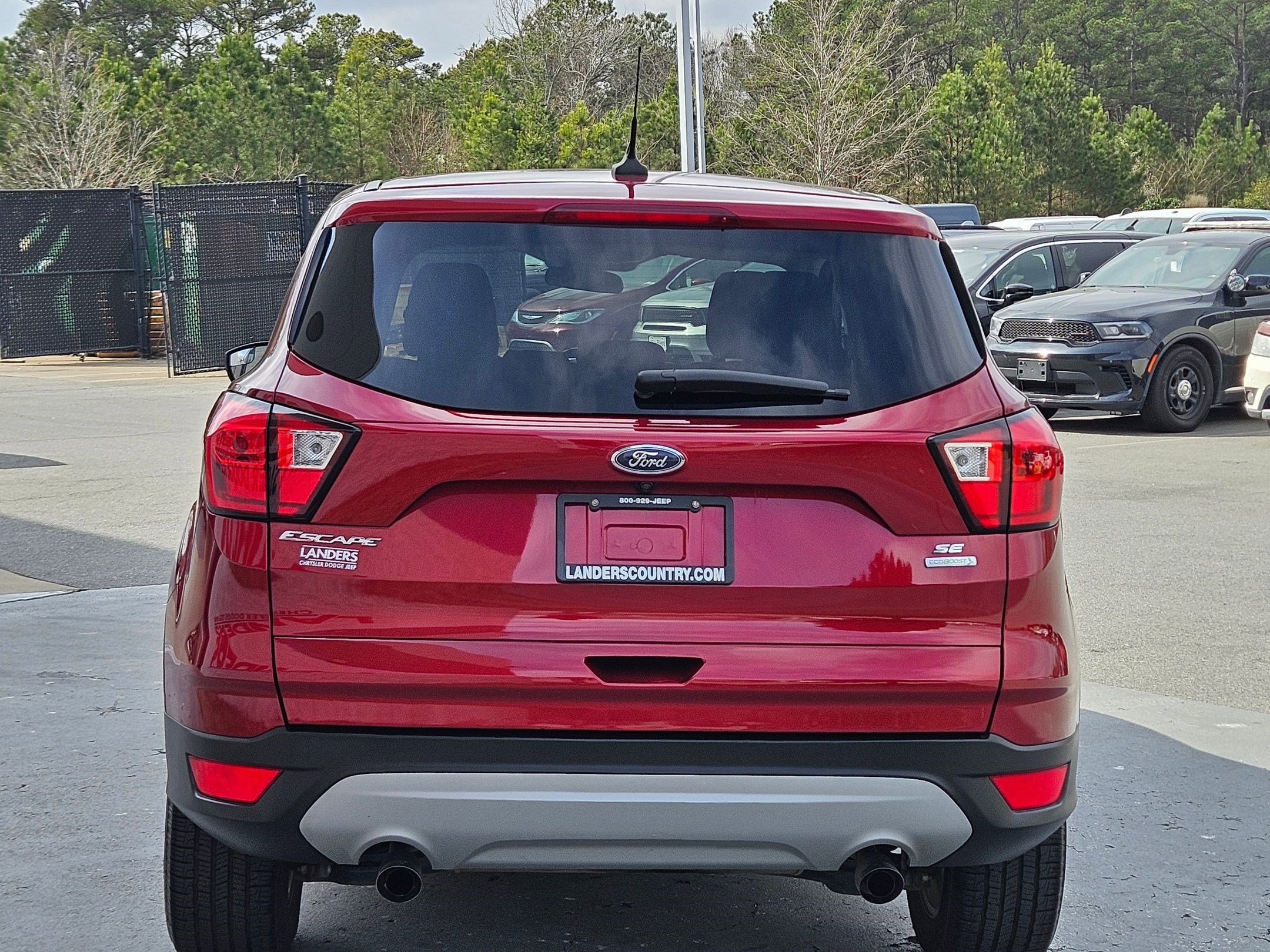 Used 2019 Ford Escape SE image 6