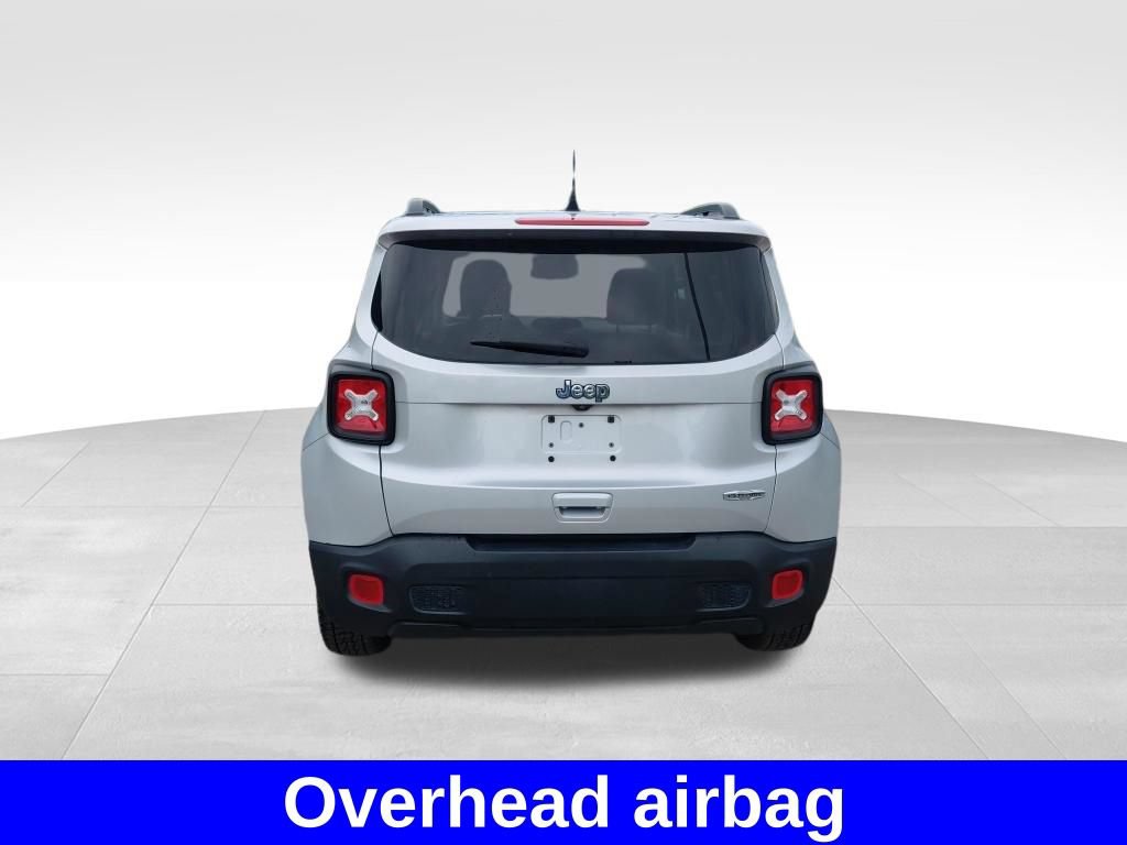 Used 2021 Jeep Renegade Latitude FWD image 13