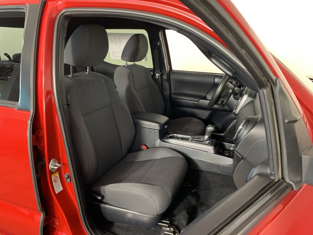 Used 2019 Toyota Tacoma TRD Sport image 36