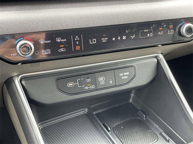 New 2026 Kia Carnival EX image 36